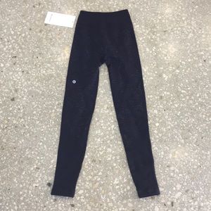 Lululemon Free To Flow 7/8 Tight Black Swan